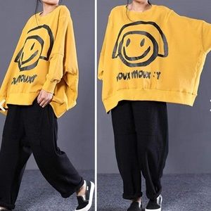 YESNO- Oversized Yellow sweatshirt. Size OS